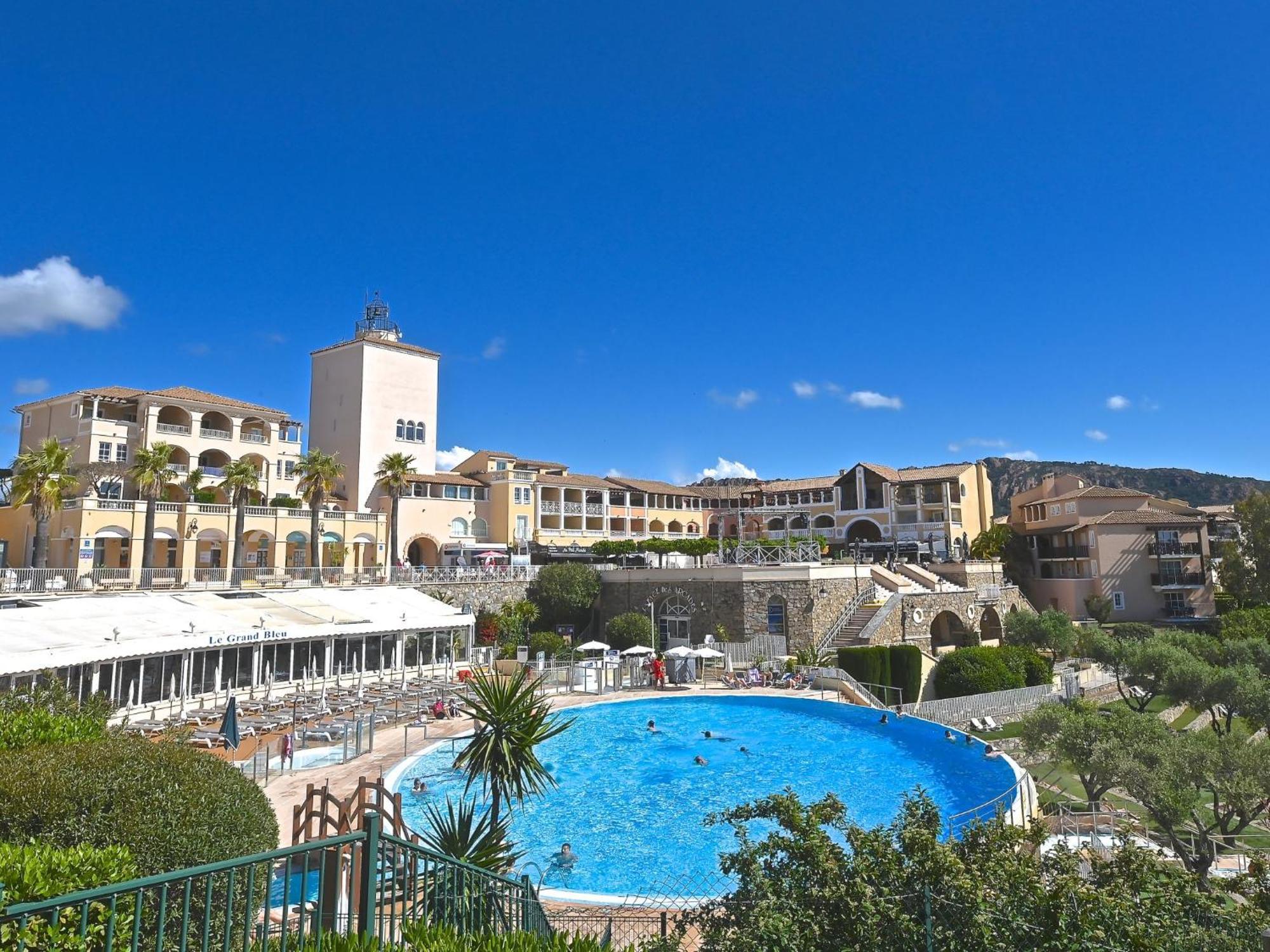 Apartment Village Cap Esterel - Le Village-53 By Interhome Saint-Raphael  Ngoại thất bức ảnh