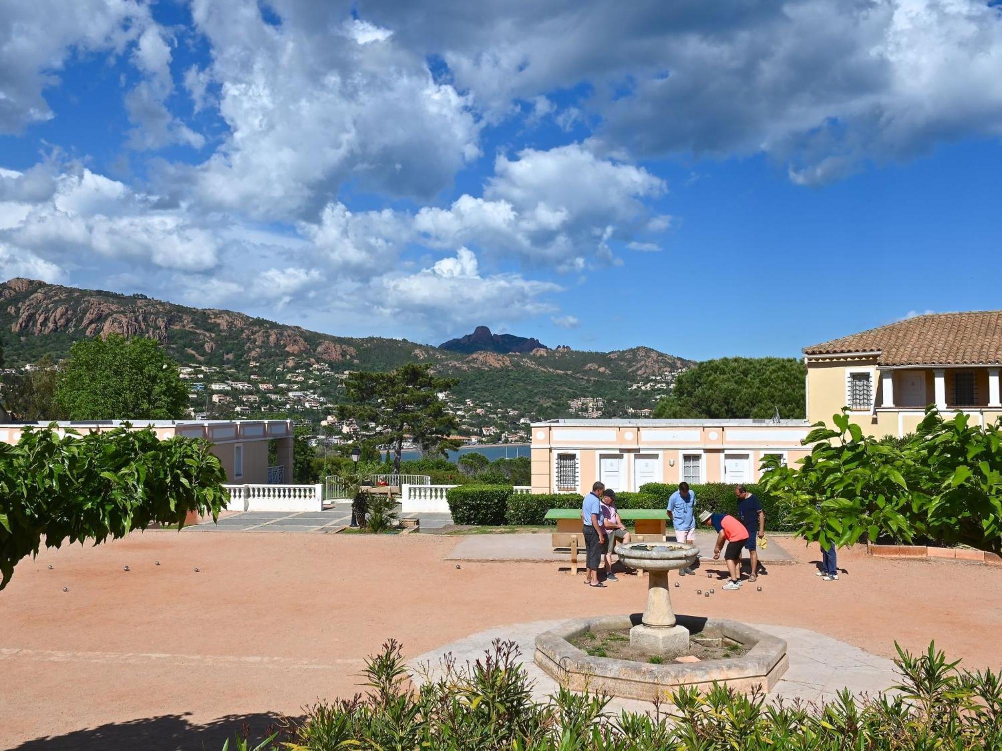 Apartment Village Cap Esterel - Le Village-53 By Interhome Saint-Raphael  Ngoại thất bức ảnh